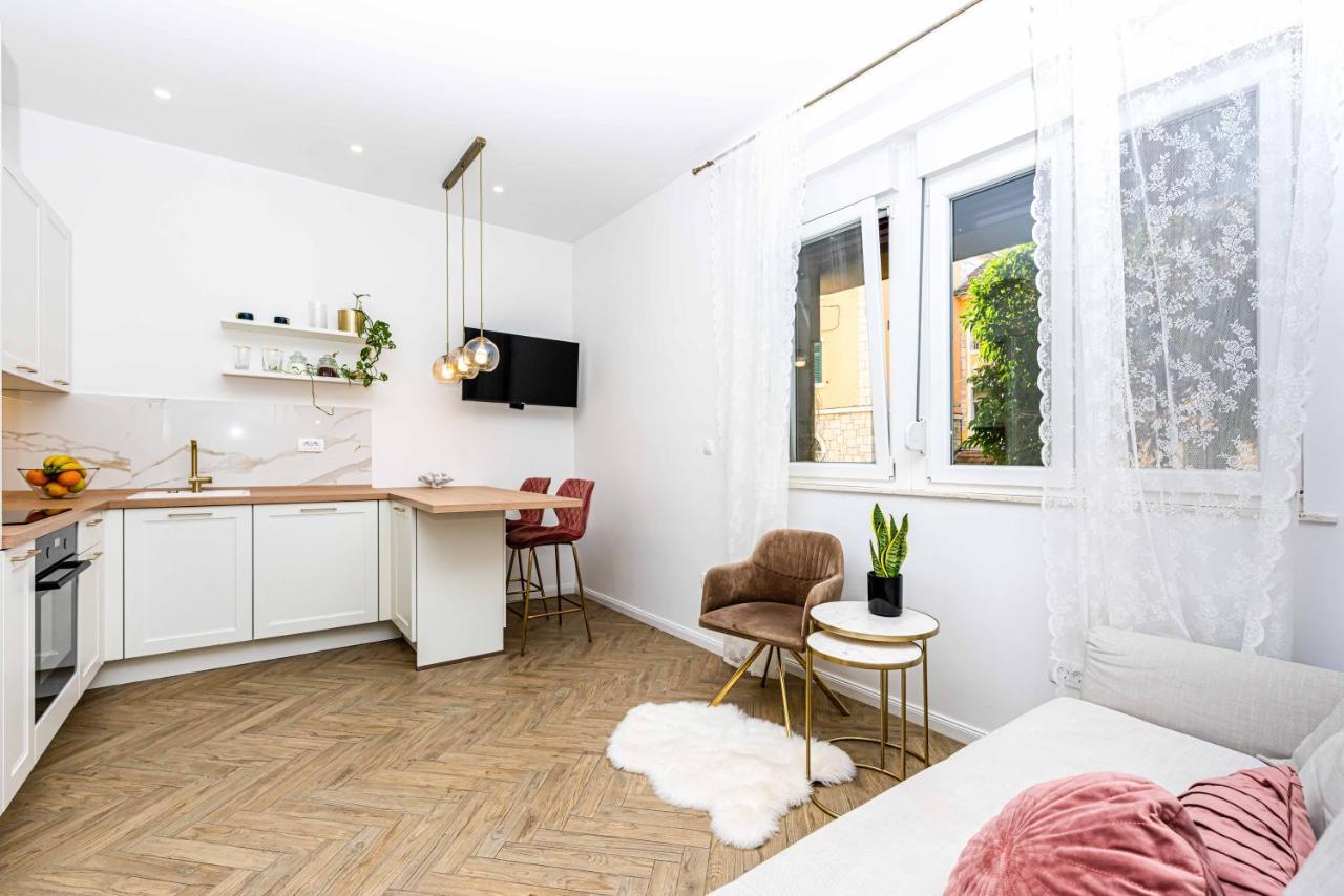 Beautiful Apartment In Split Center エクステリア 写真